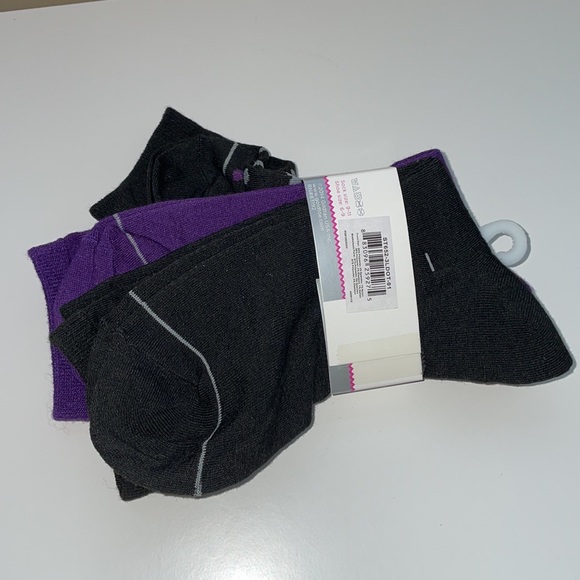 NWT set of 3 purple black combo SILVERTOE socks - Picture 2 of 3